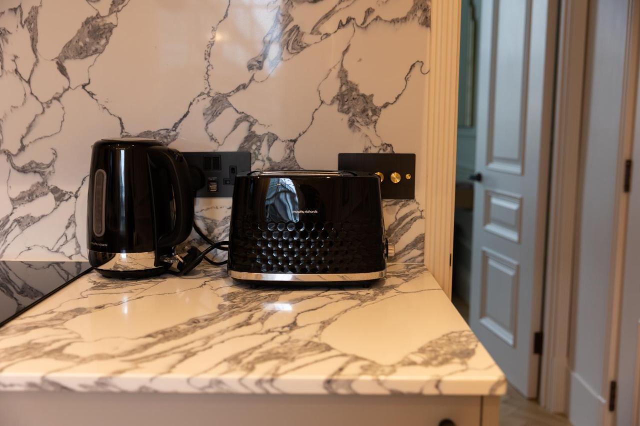 Boutique Apartment In Camden Road Londra Esterno foto